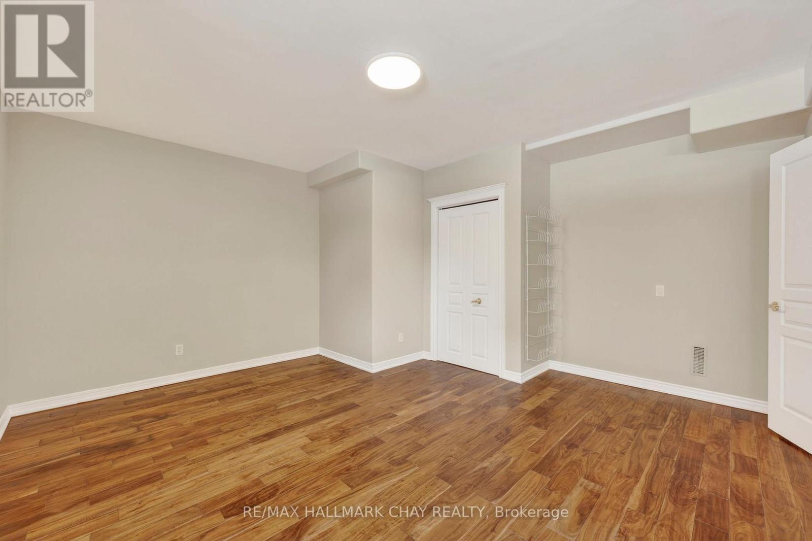 Lower - 6 Grouse Glen, Barrie, Ontario  L4N 7Z4 - Photo 16 - S13000290