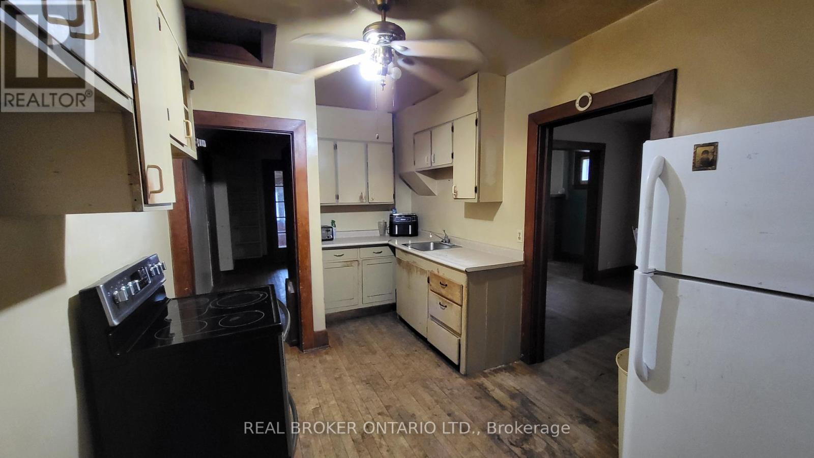 3290 Muskoka Street, Severn, Ontario  P0E 1N0 - Photo 2 - S13000452