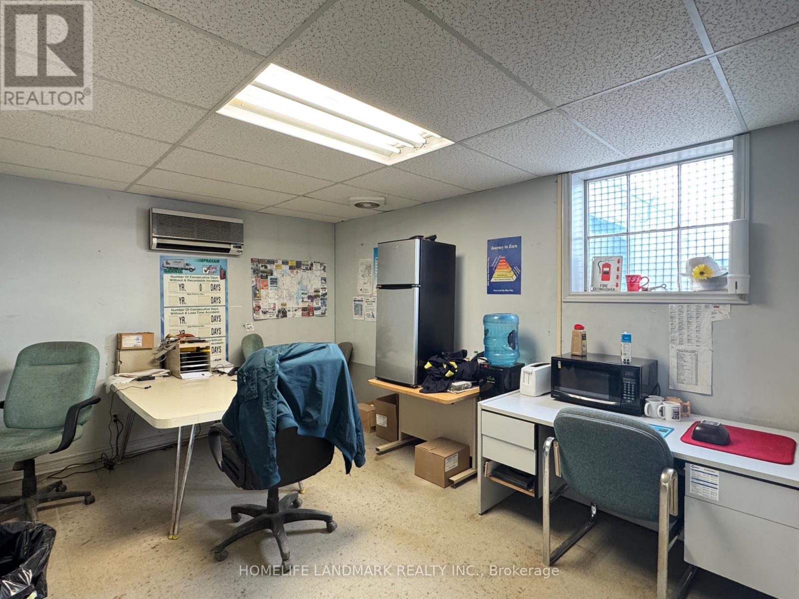 156 John Street, Barrie, Ontario  L4N 2L2 - Photo 7 - S13000600