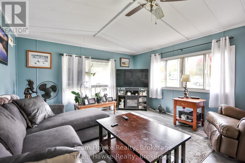 48 Northland Drive, Midland, Ontario  L4R 5B5 - Photo 8 - S12752522