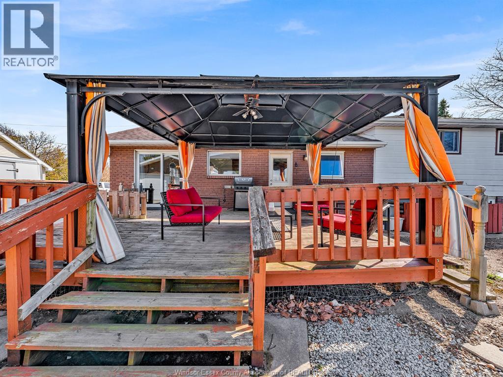 4660 Ray Road, Windsor, Ontario  N9R 1K0 - Photo 37 - 26008196