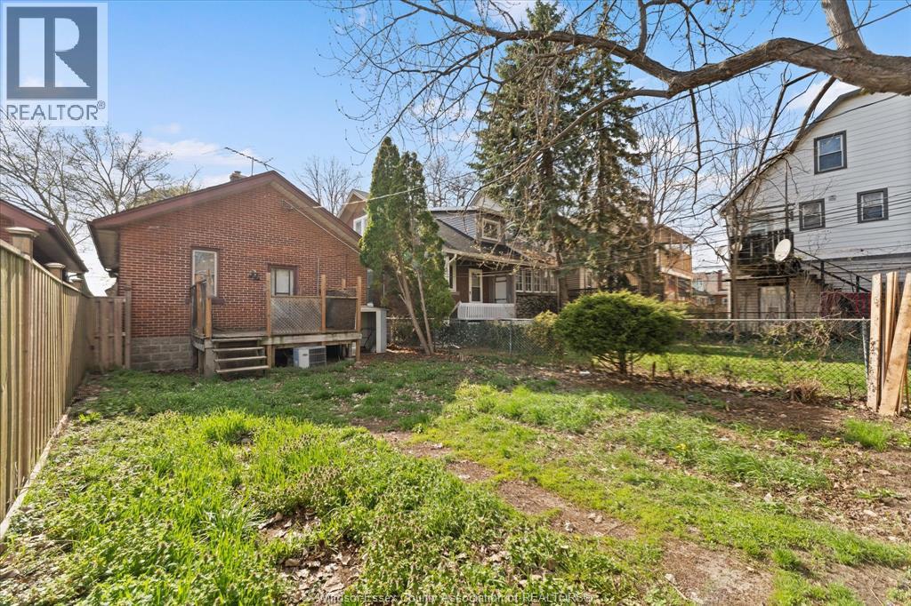 816 Janette, Windsor, Ontario  N9A 4Z9 - Photo 26 - 26008172