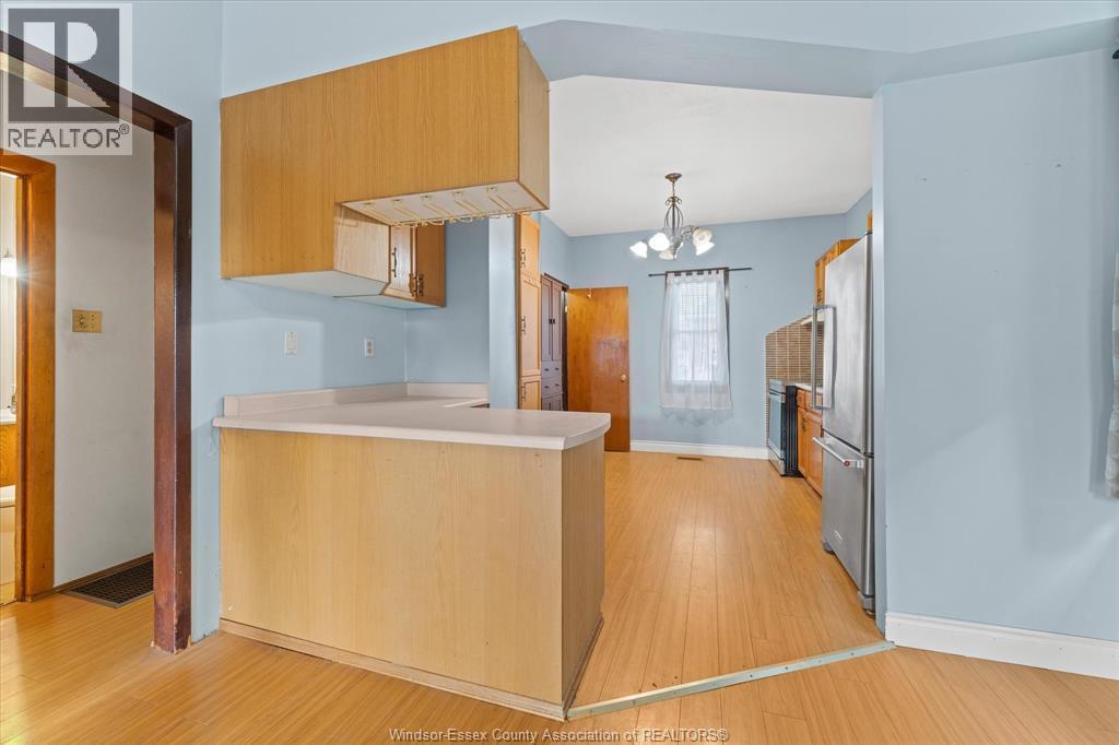 816 Janette, Windsor, Ontario  N9A 4Z9 - Photo 7 - 26008172