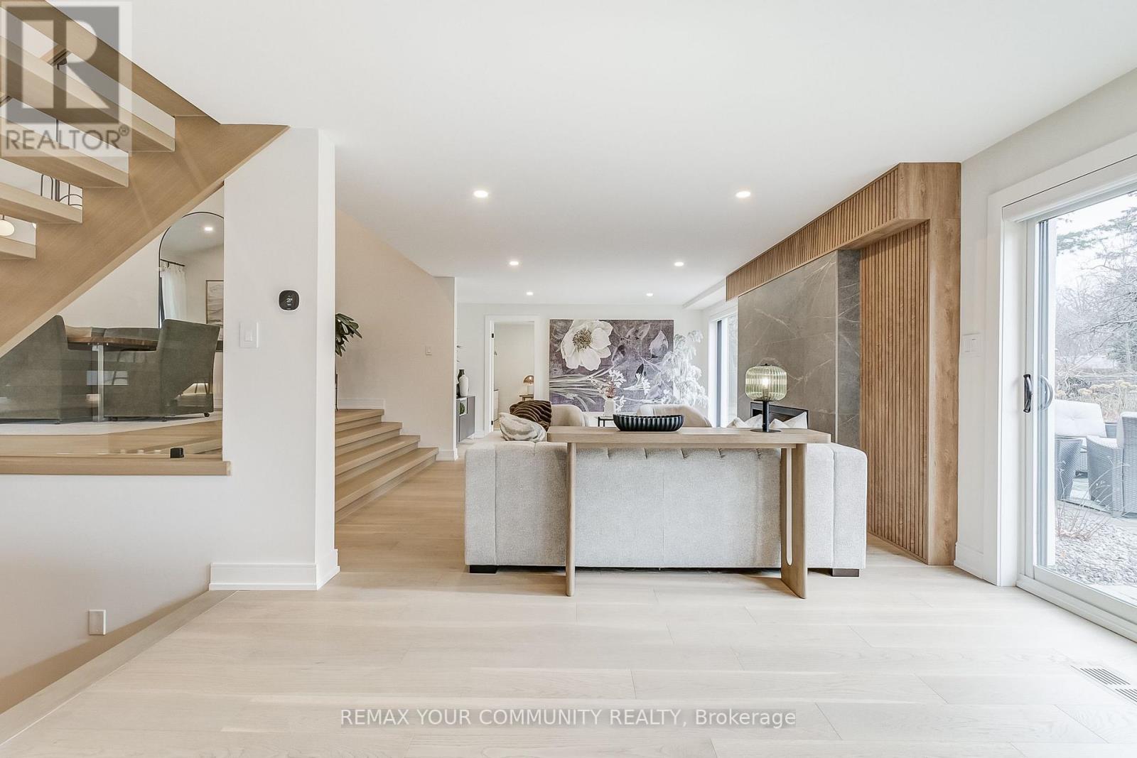 1688 Missenden Crescent, Mississauga, Ontario  L5J 2T4 - Photo 23 - W12996742