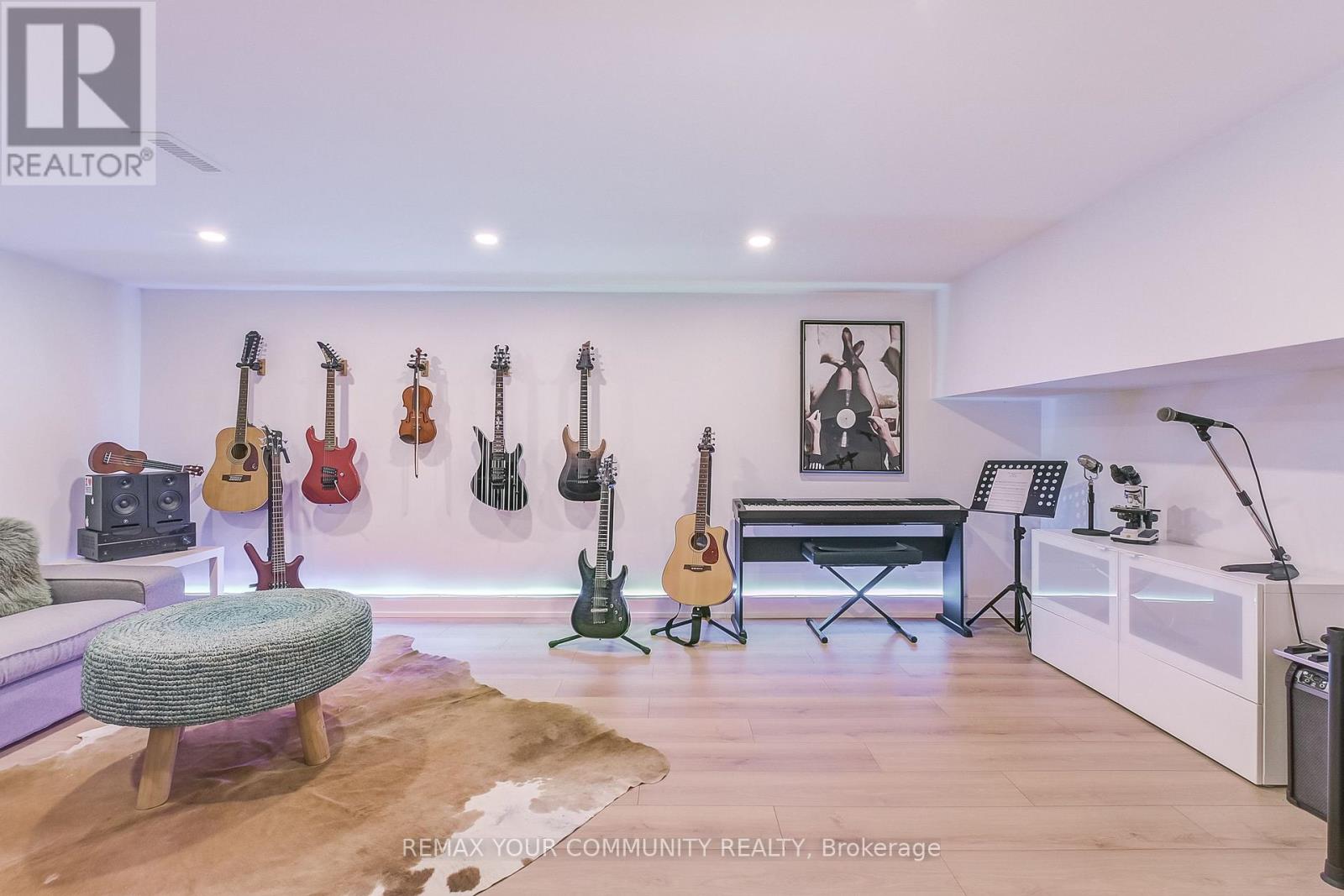 1688 Missenden Crescent, Mississauga, Ontario  L5J 2T4 - Photo 40 - W12996742