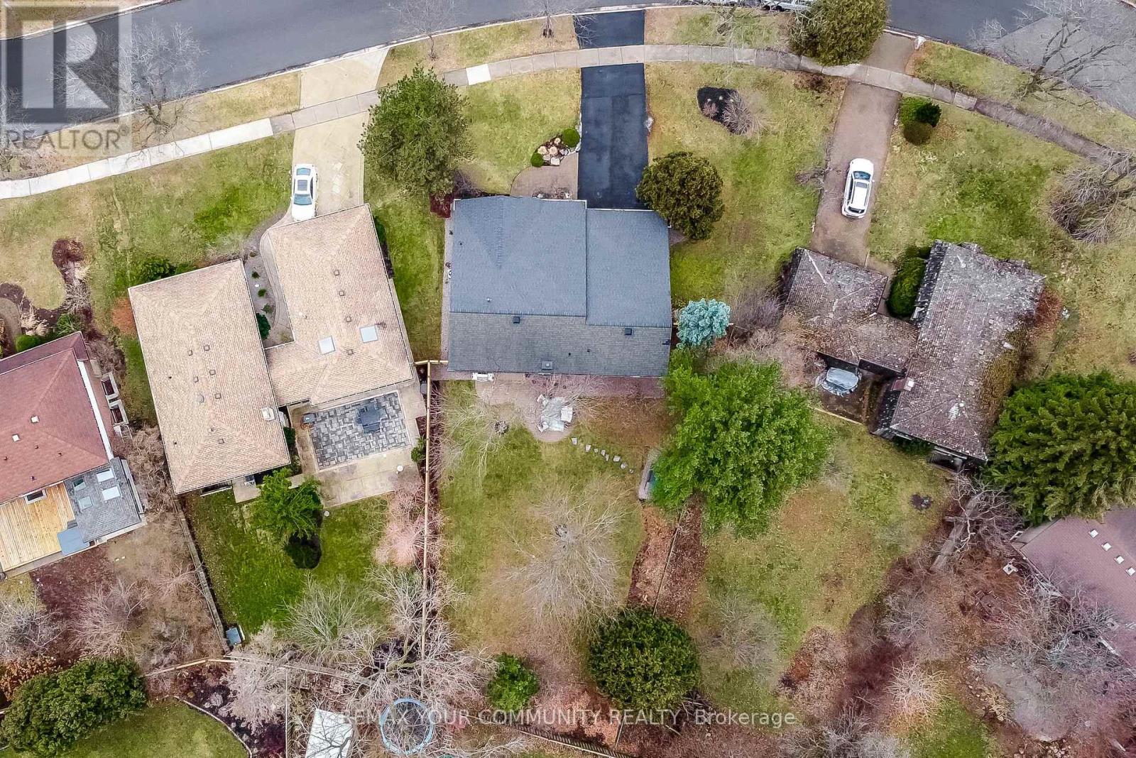 1688 Missenden Crescent, Mississauga, Ontario  L5J 2T4 - Photo 47 - W12996742