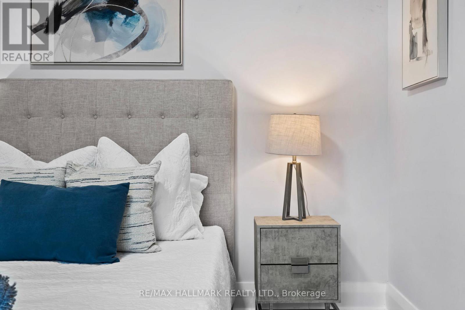 431 Beresford Avenue, Toronto, Ontario  M6S 3B6 - Photo 28 - W13000190