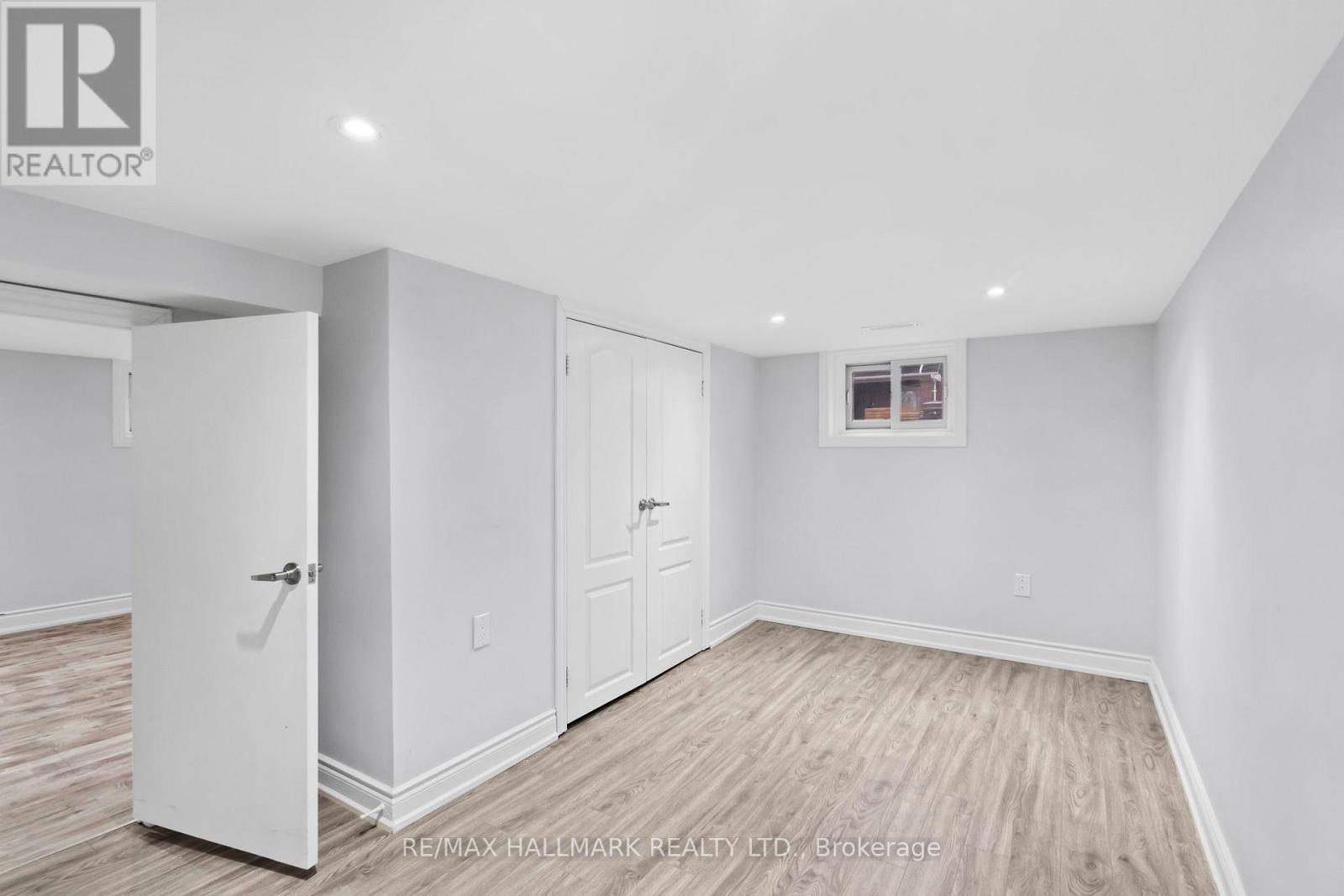 431 Beresford Avenue, Toronto, Ontario  M6S 3B6 - Photo 37 - W13000190