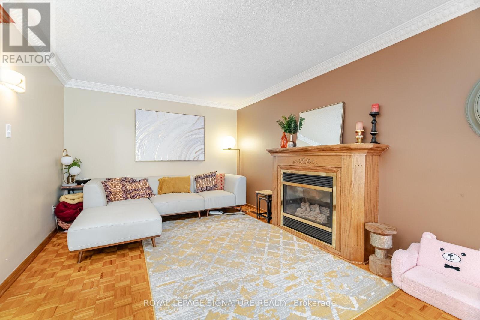 4426 Weeping Willow Drive, Mississauga, Ontario  L5V 1J9 - Photo 10 - W13000246