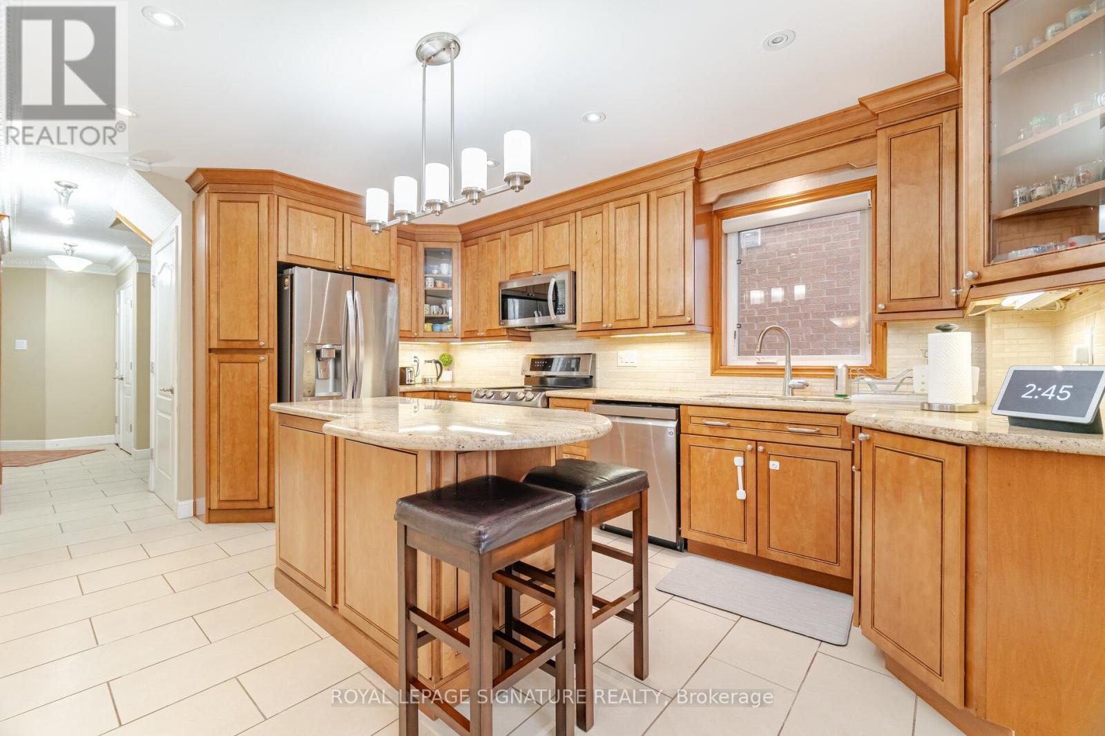 4426 Weeping Willow Drive, Mississauga, Ontario  L5V 1J9 - Photo 12 - W13000246