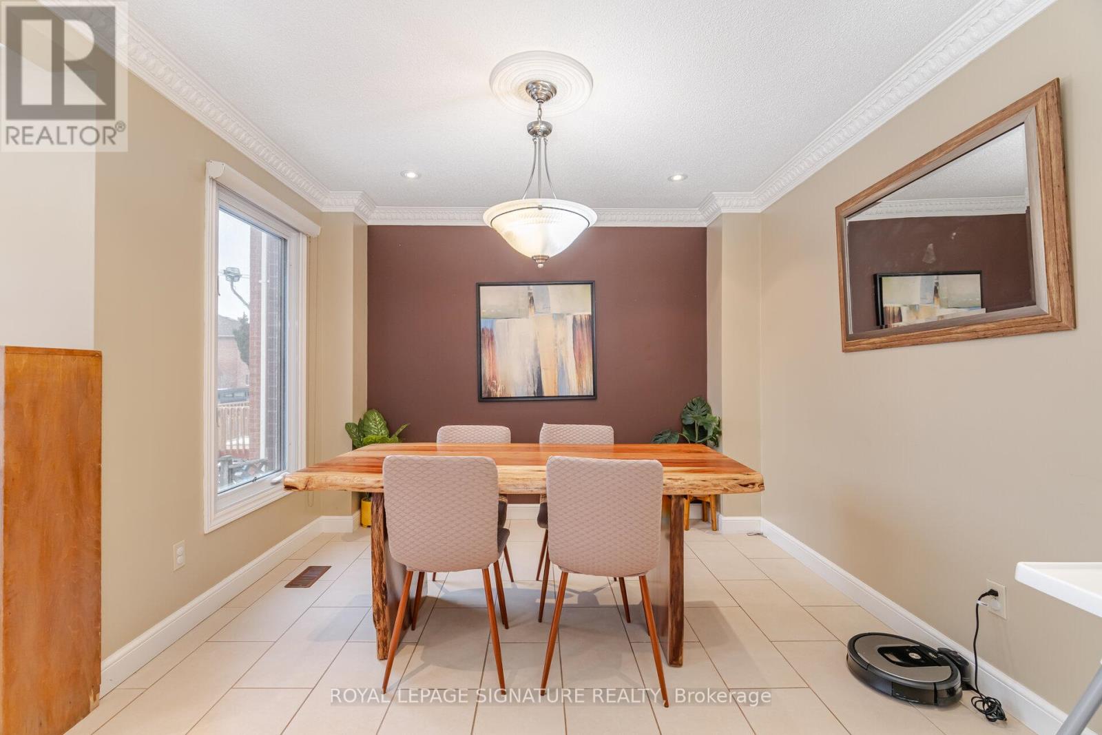 4426 Weeping Willow Drive, Mississauga, Ontario  L5V 1J9 - Photo 17 - W13000246