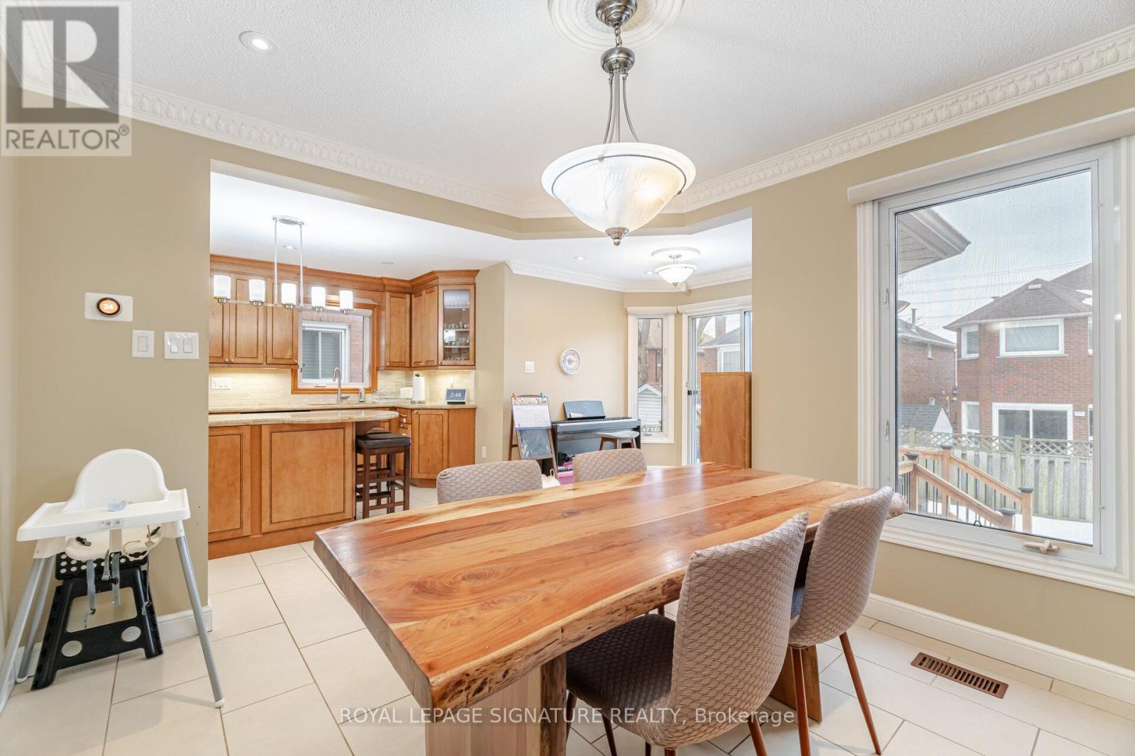 4426 Weeping Willow Drive, Mississauga, Ontario  L5V 1J9 - Photo 18 - W13000246