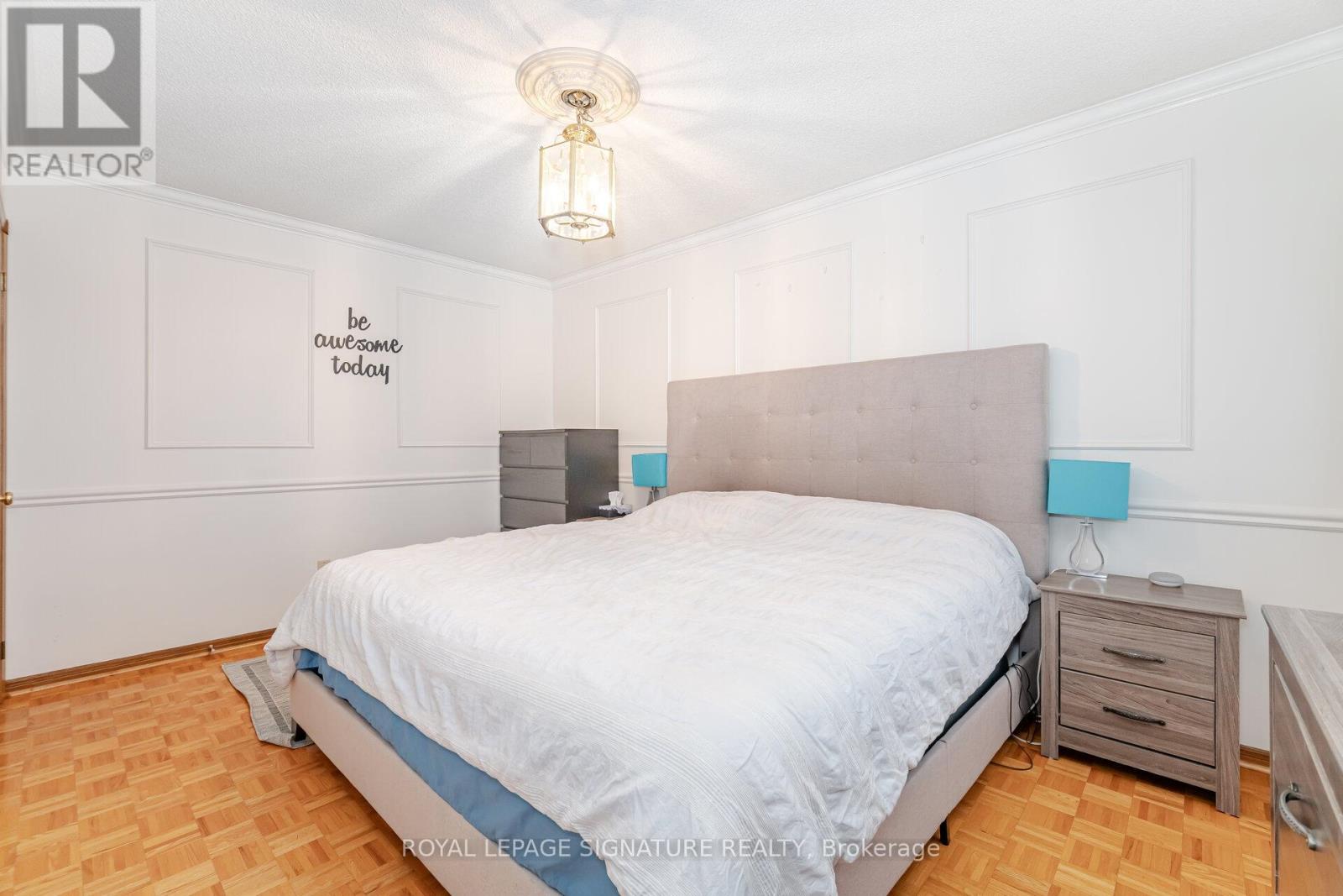 4426 Weeping Willow Drive, Mississauga, Ontario  L5V 1J9 - Photo 24 - W13000246