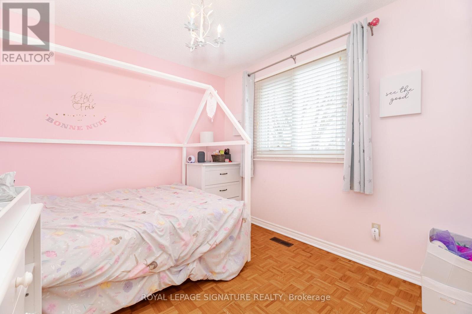 4426 Weeping Willow Drive, Mississauga, Ontario  L5V 1J9 - Photo 27 - W13000246