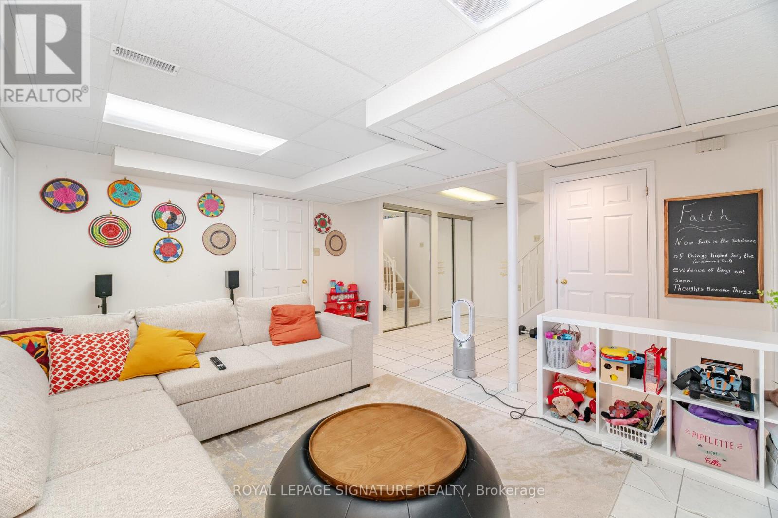 4426 Weeping Willow Drive, Mississauga, Ontario  L5V 1J9 - Photo 30 - W13000246