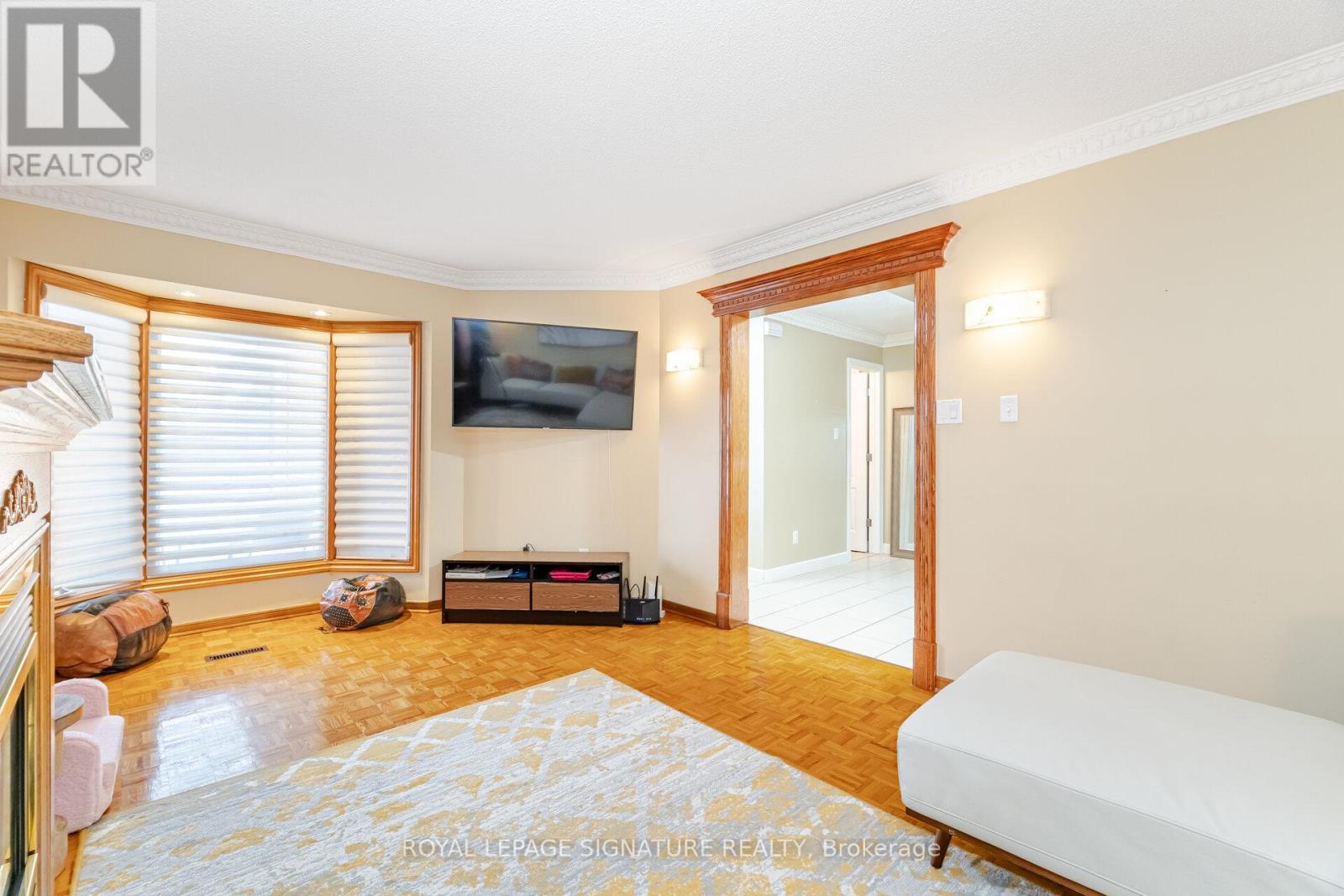 4426 Weeping Willow Drive, Mississauga, Ontario  L5V 1J9 - Photo 8 - W13000246