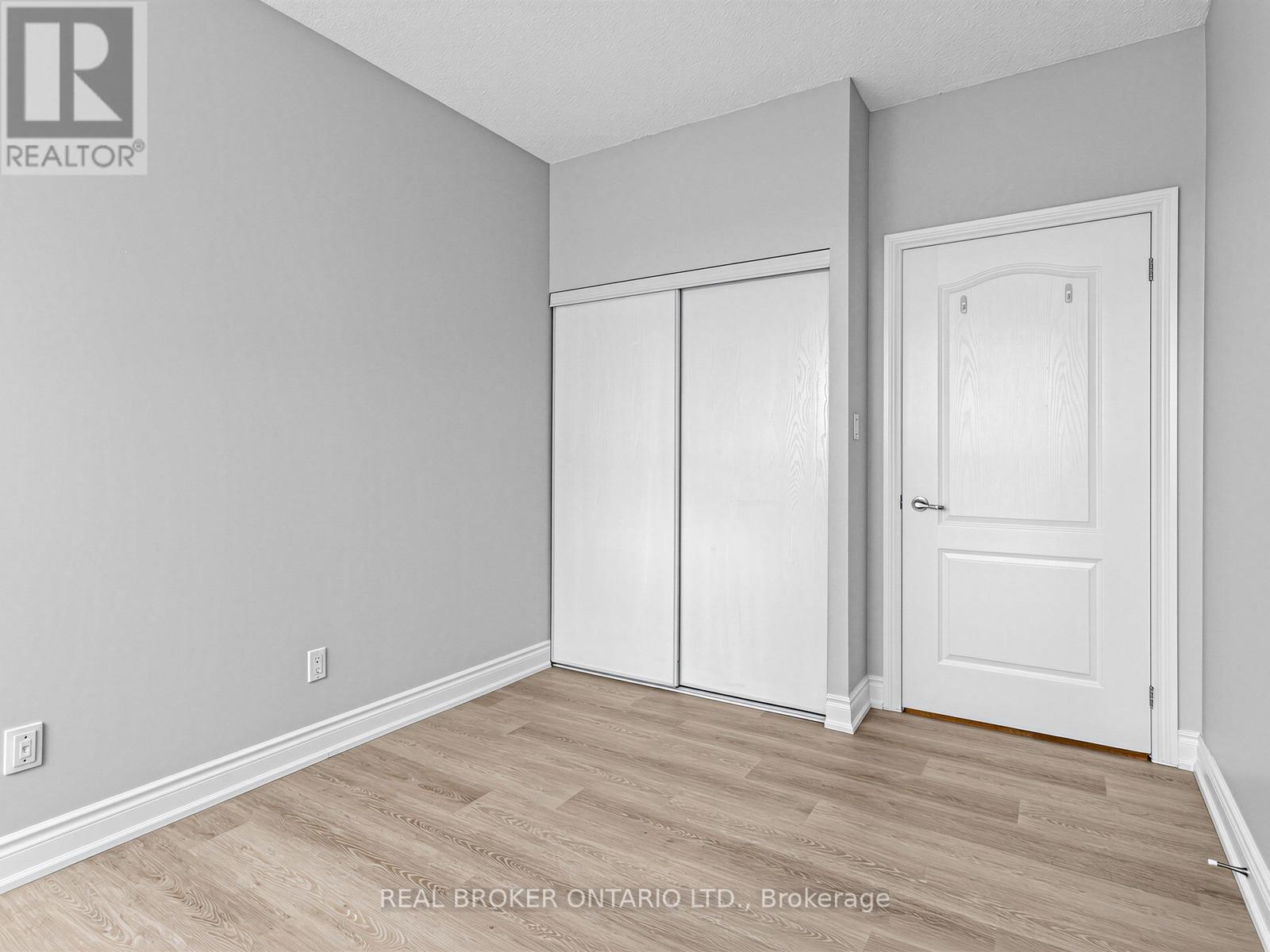 502 - 2 Aberfoyle Crescent, Toronto, Ontario  M8X 2Z8 - Photo 17 - W13000258