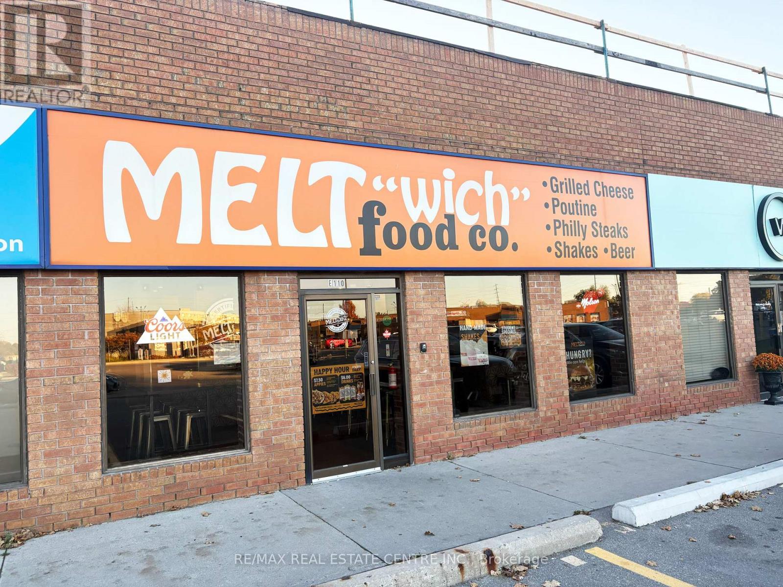 E110 - 676 Appleby Line, Burlington, Ontario  L7L 6J9 - Photo 2 - W13000264