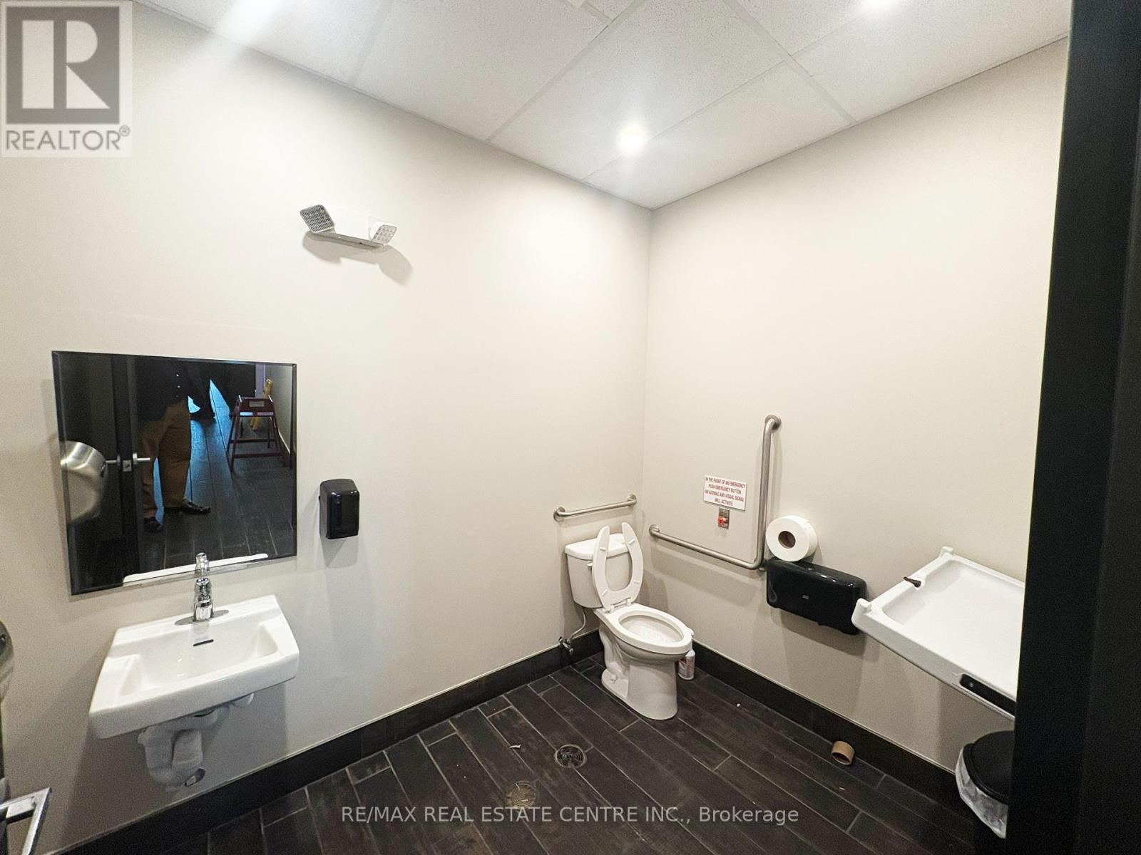 E110 - 676 Appleby Line, Burlington, Ontario  L7L 6J9 - Photo 20 - W13000264