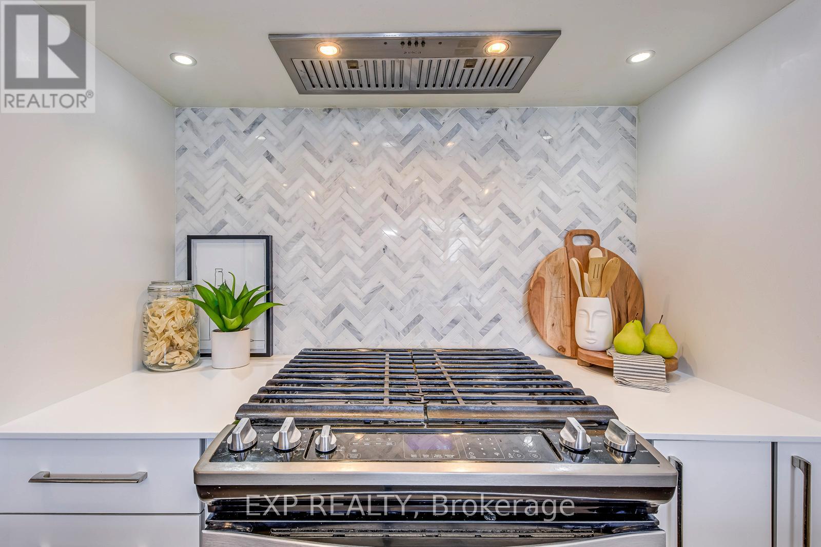 3075 Ernest Appelbe Boulevard, Oakville, Ontario  L6H 0M1 - Photo 12 - W13000274