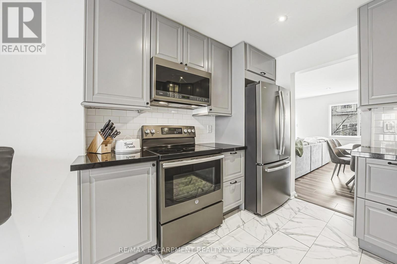 242 - 2055 Walkers Line, Burlington, Ontario  L7M 4B5 - Photo 12 - W13000278