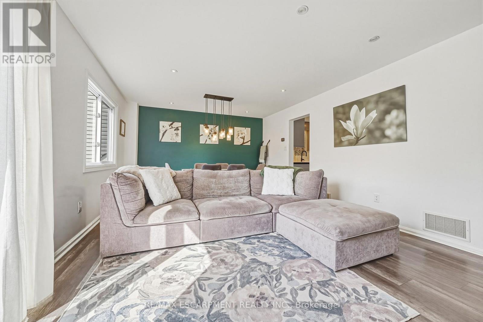 242 - 2055 Walkers Line, Burlington, Ontario  L7M 4B5 - Photo 4 - W13000278