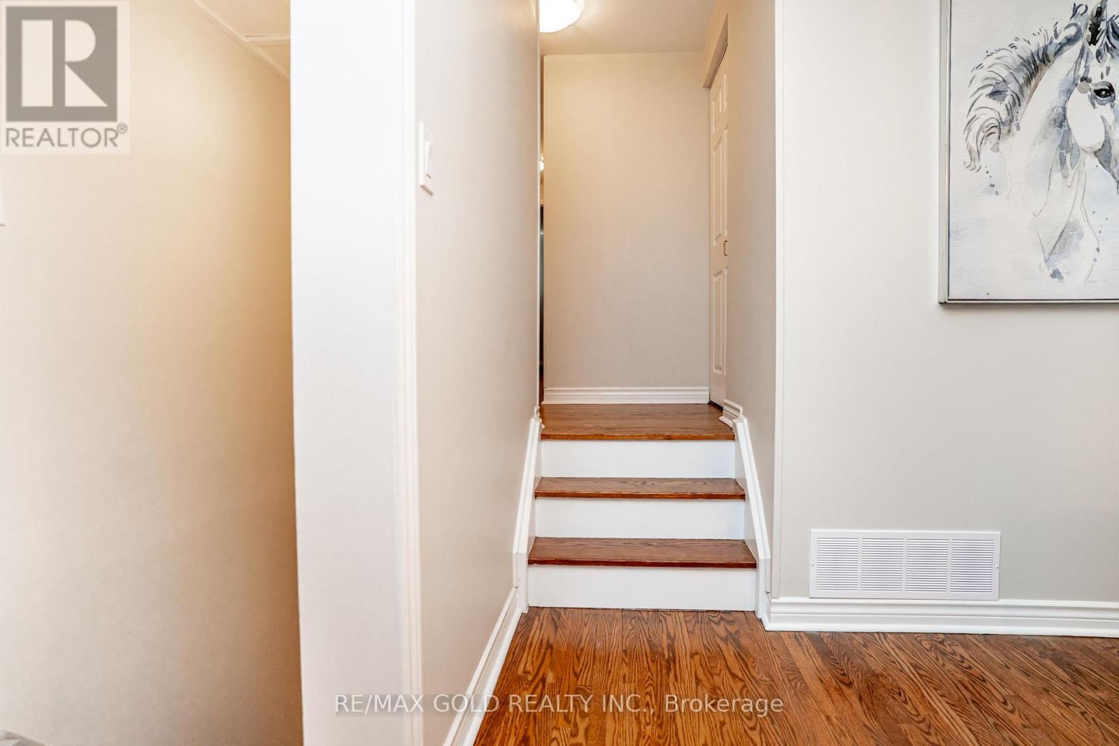 27 Davenport Crescent, Brampton, Ontario  L6T 3L5 - Photo 17 - W13000314