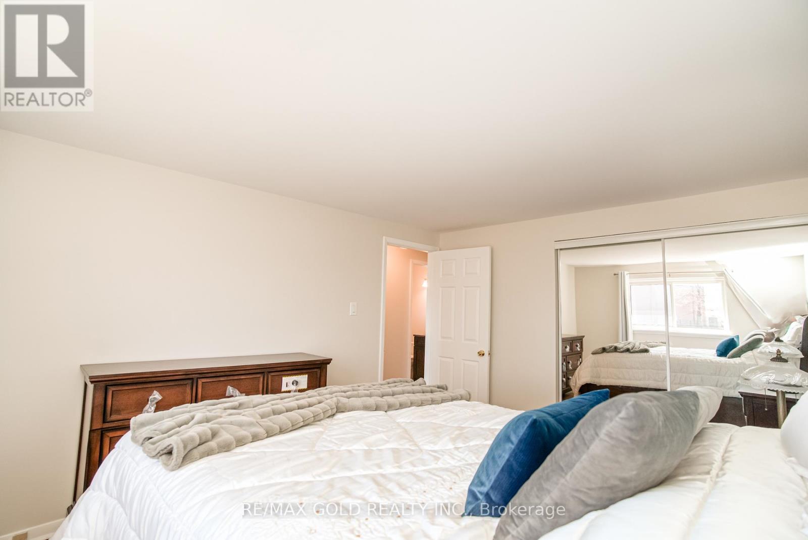 27 Davenport Crescent, Brampton, Ontario  L6T 3L5 - Photo 21 - W13000314