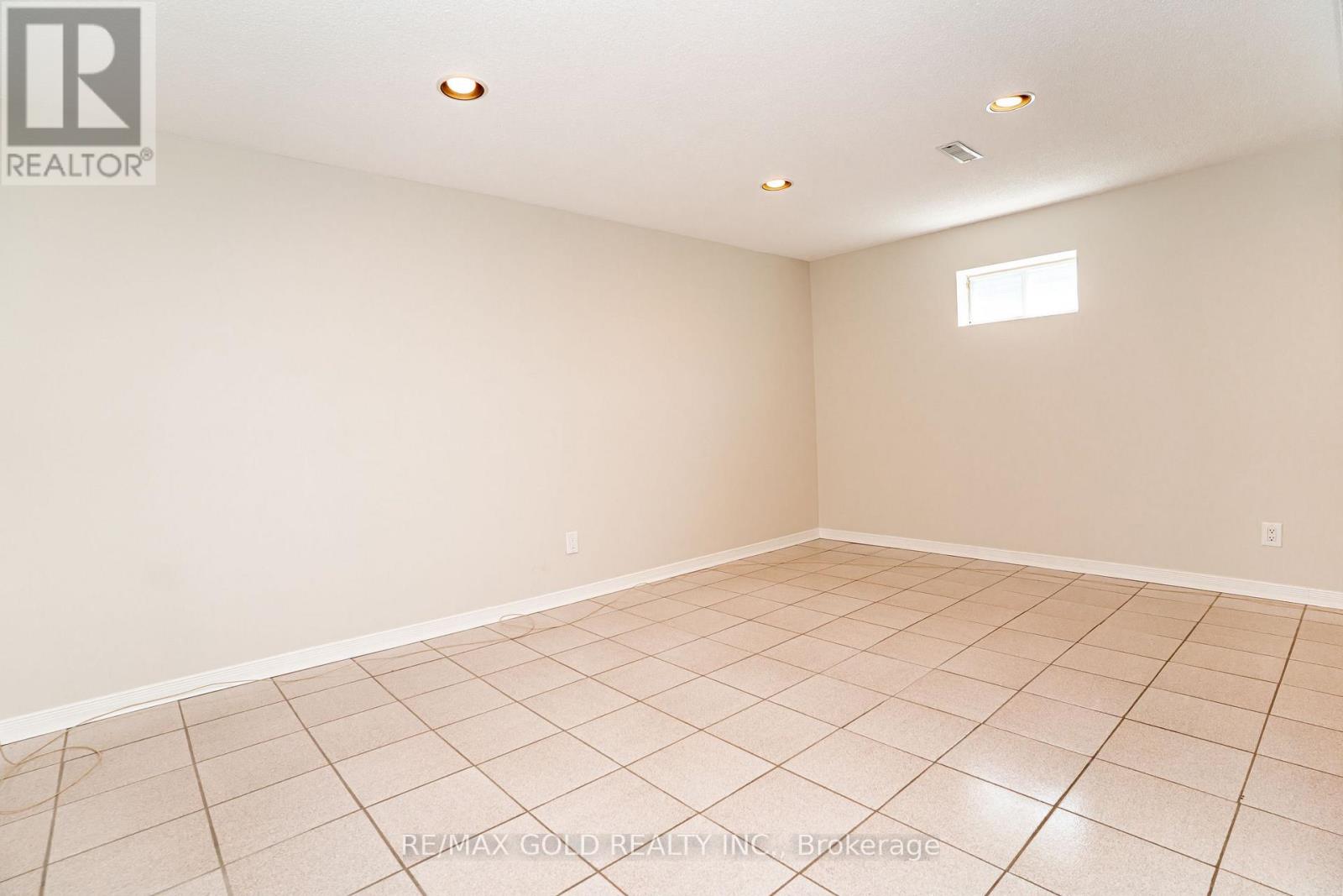 27 Davenport Crescent, Brampton, Ontario  L6T 3L5 - Photo 29 - W13000314