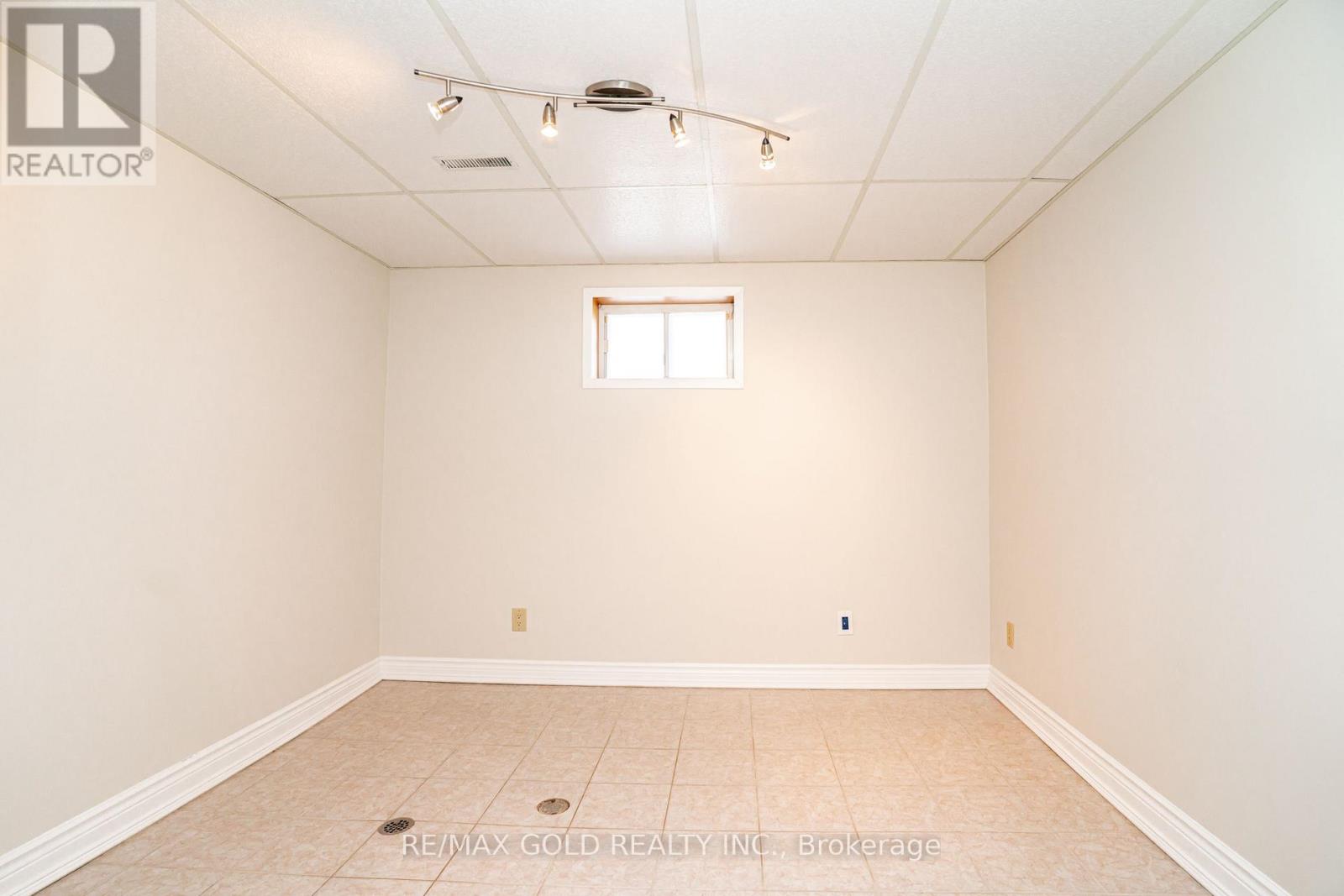 27 Davenport Crescent, Brampton, Ontario  L6T 3L5 - Photo 32 - W13000314