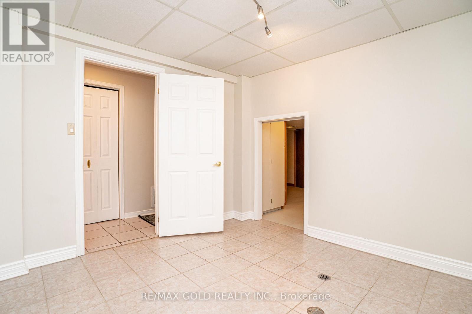 27 Davenport Crescent, Brampton, Ontario  L6T 3L5 - Photo 33 - W13000314