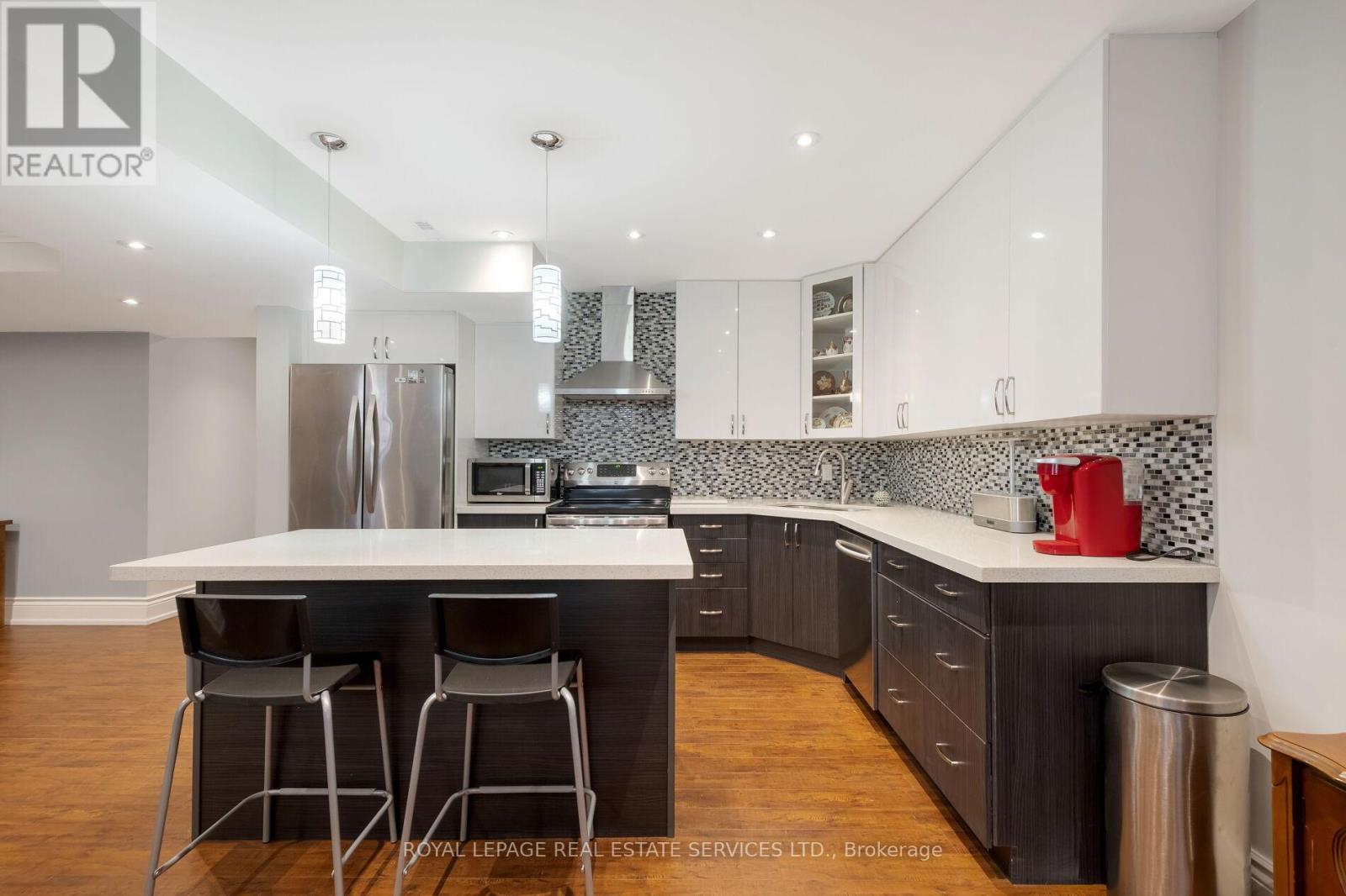 15 Westroyal Road, Toronto, Ontario  M9P 2C4 - Photo 36 - W13000320