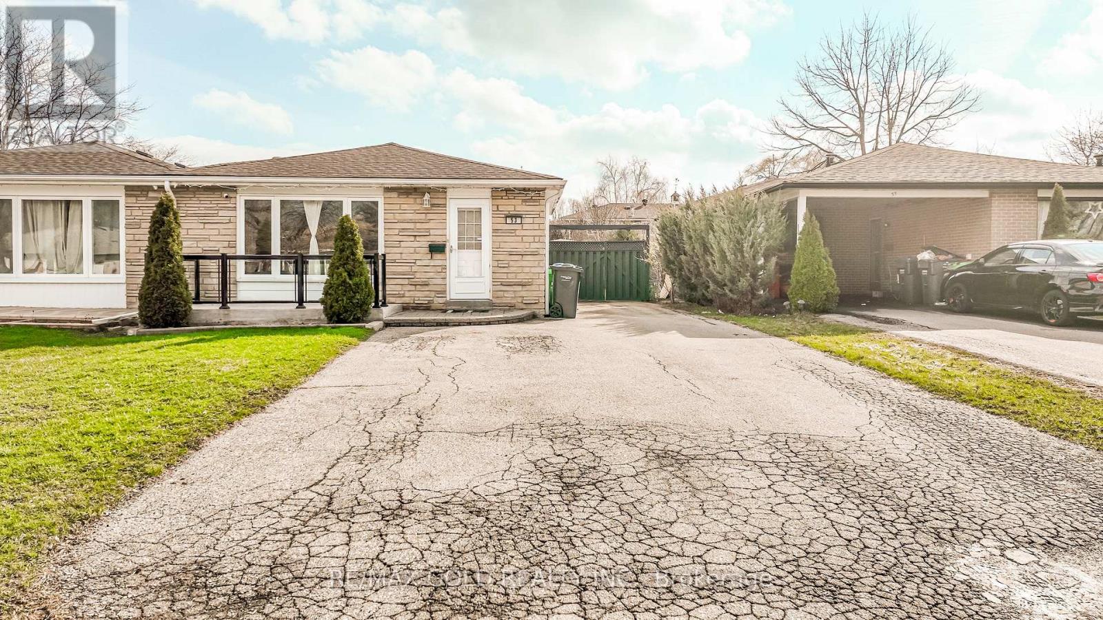 53 DAVENPORT CRESCENT, Brampton, Ontario