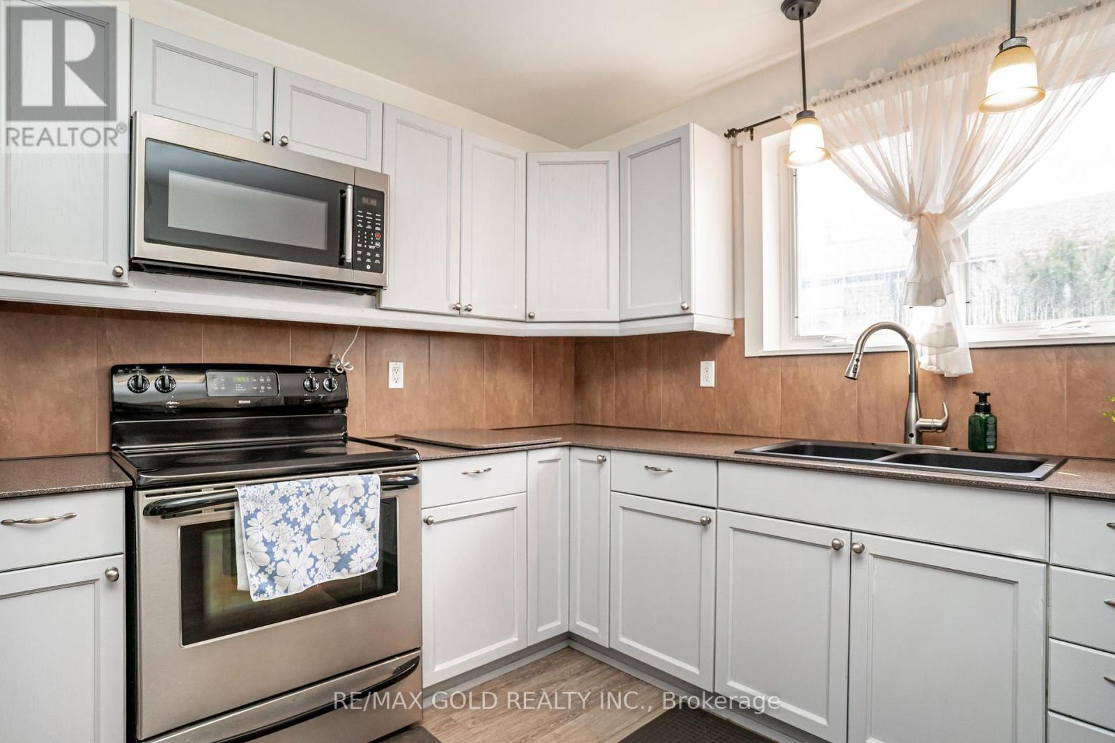 53 Davenport Crescent, Brampton, Ontario  L6T 3L5 - Photo 16 - W13000324