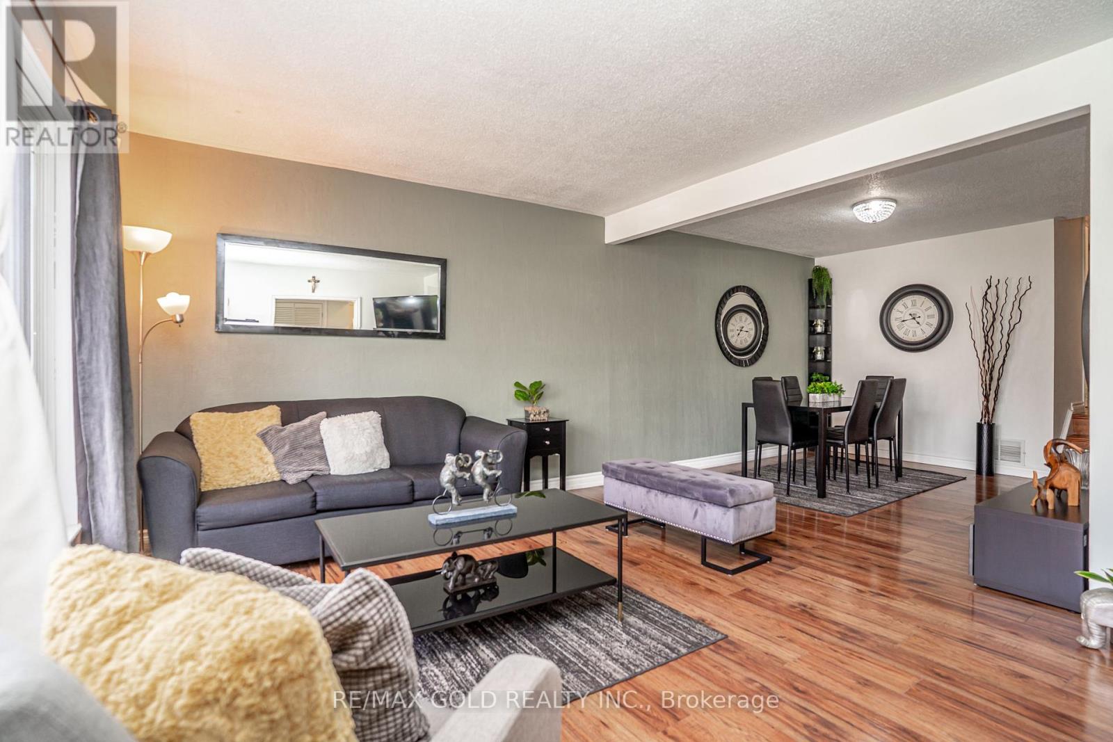 53 Davenport Crescent, Brampton, Ontario  L6T 3L5 - Photo 8 - W13000324