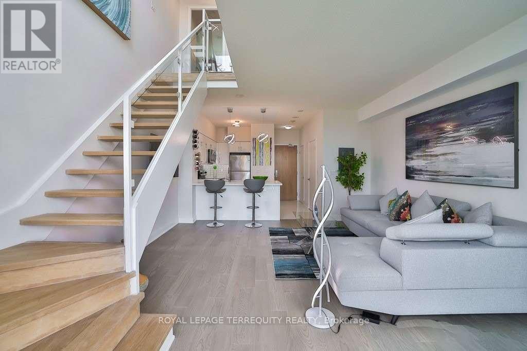 Ph06 - 185 Legion Road N, Toronto, Ontario  M8Y 0A1 - Photo 17 - W13000326