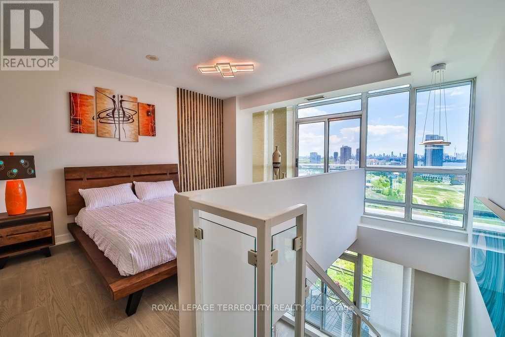 Ph06 - 185 Legion Road N, Toronto, Ontario  M8Y 0A1 - Photo 19 - W13000326