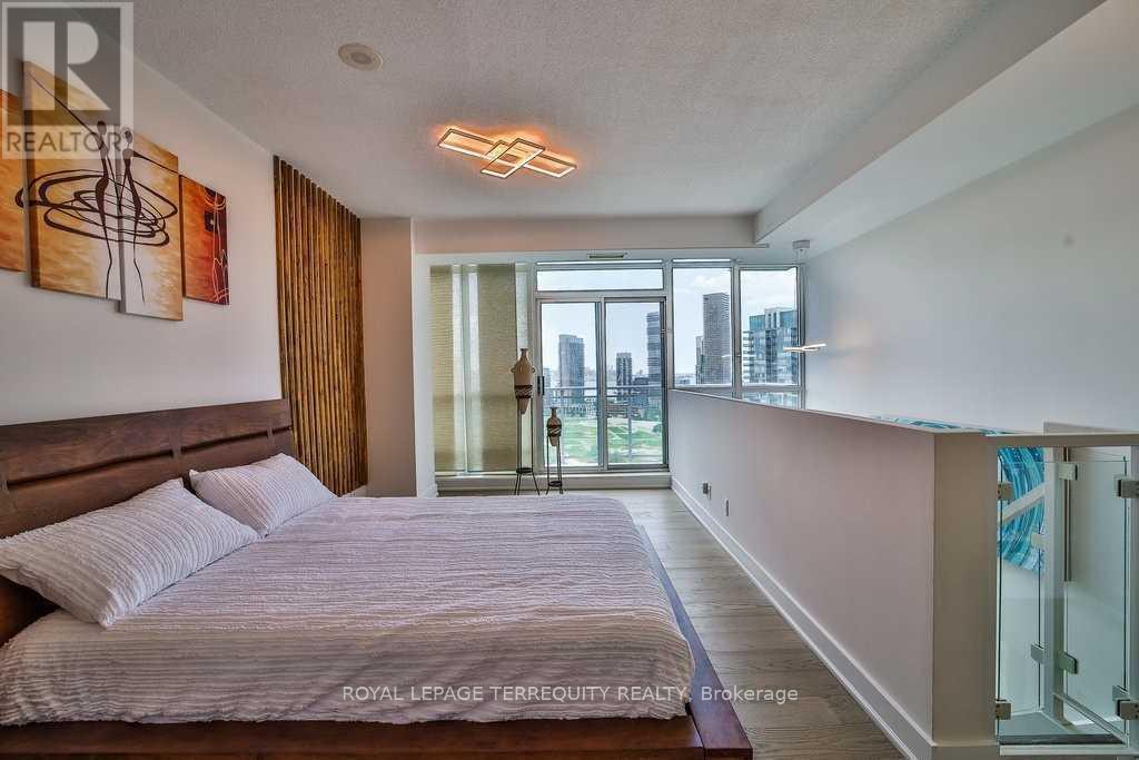 Ph06 - 185 Legion Road N, Toronto, Ontario  M8Y 0A1 - Photo 22 - W13000326