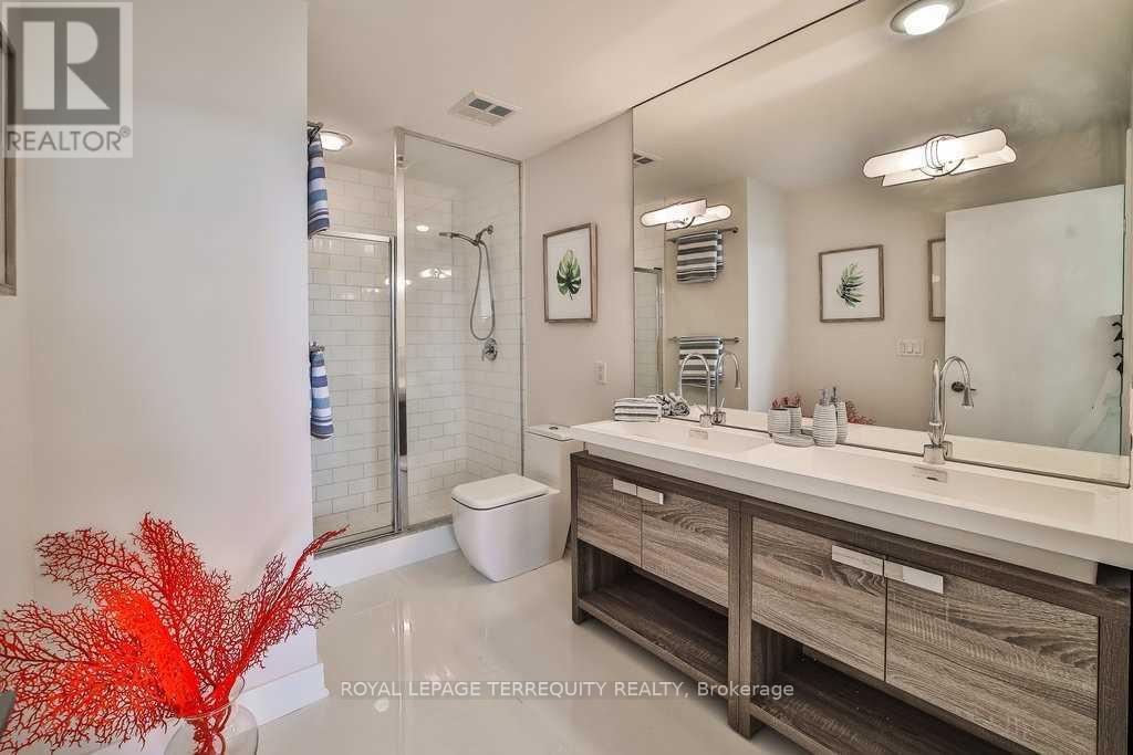 Ph06 - 185 Legion Road N, Toronto, Ontario  M8Y 0A1 - Photo 25 - W13000326