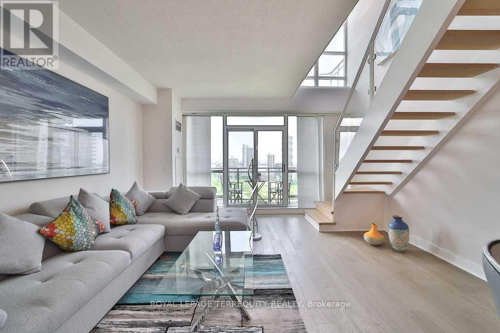 Ph06 - 185 Legion Road N, Toronto, Ontario  M8Y 0A1 - Photo 8 - W13000326