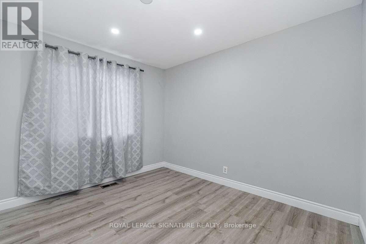 1 - 30 Gunton Drive, Toronto, Ontario  M9W 3H2 - Photo 18 - W13000368