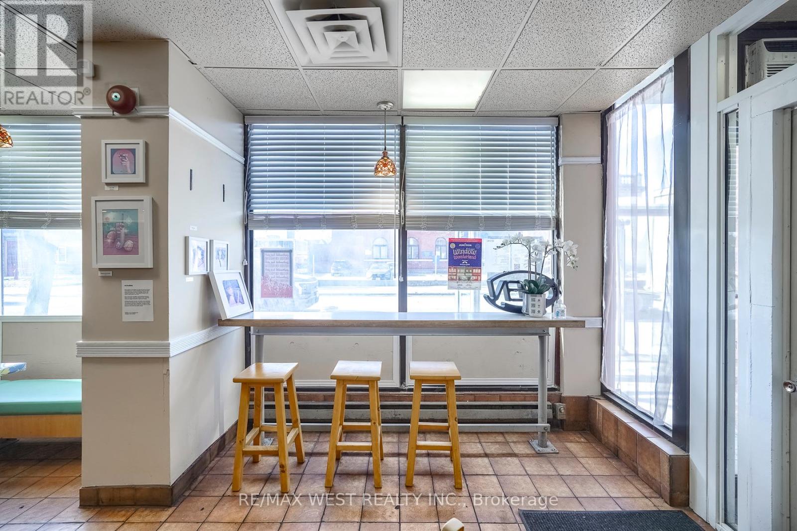 369 Keele Street, Toronto, Ontario  M6P 2K6 - Photo 12 - W13000378