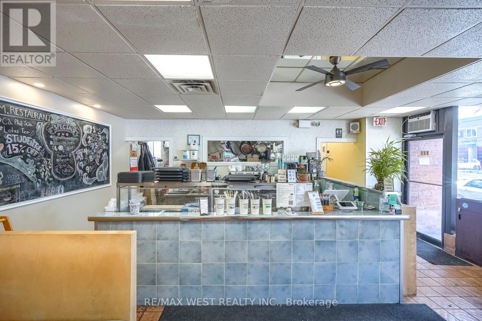 369 Keele Street, Toronto, Ontario  M6P 2K6 - Photo 16 - W13000378