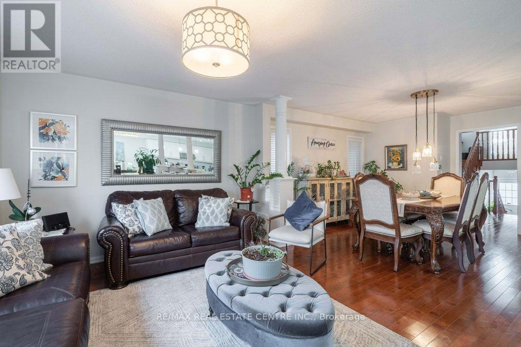 673 Armstrong Boulevard, Milton, Ontario  L9T 0H4 - Photo 6 - W13000386