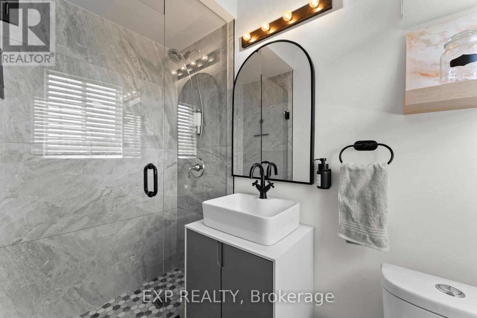 7224 Visor Gate, Mississauga (Meadowvale Village), Ontario  L5N 8B5 - Photo 28 - W13000416