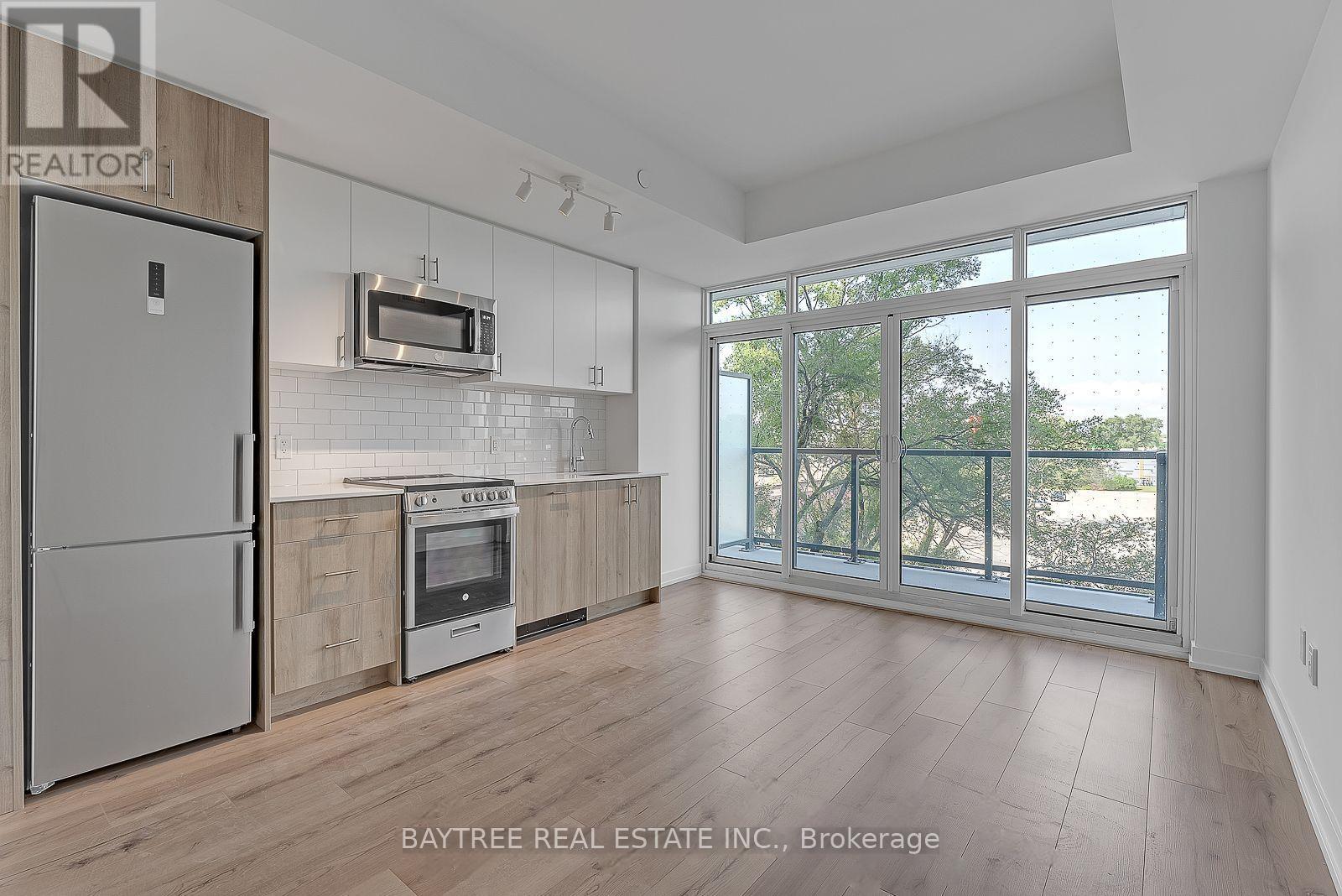 319 - 1195 THE QUEENSWAY, Toronto, Ontario