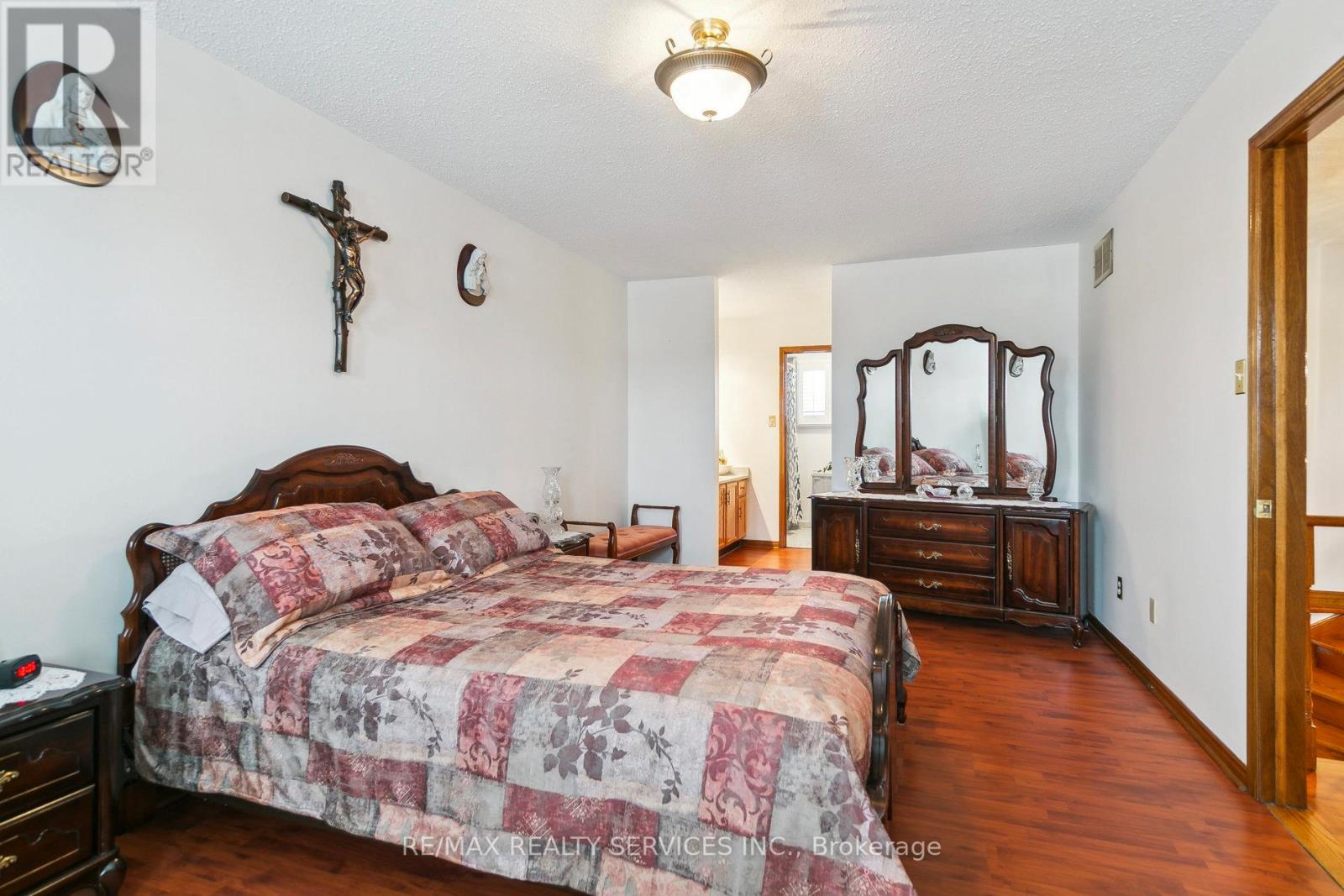 247 Vodden Street W, Brampton, Ontario  L6X 2X7 - Photo 22 - W13000446