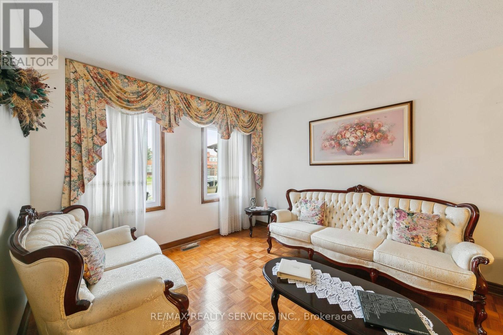 247 Vodden Street W, Brampton, Ontario  L6X 2X7 - Photo 7 - W13000446