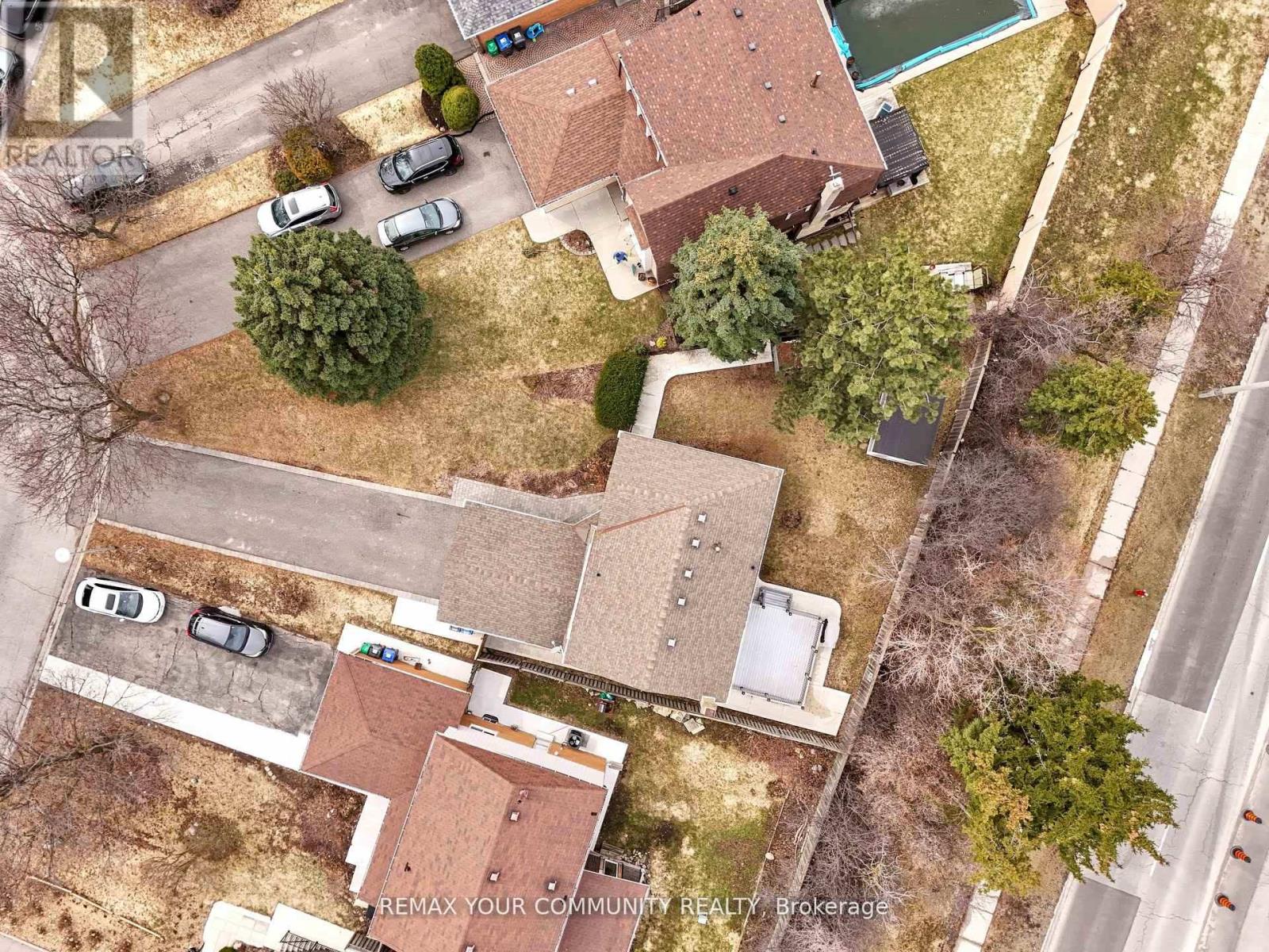 22 Madelaine Crescent, Brampton, Ontario  L6S 2Y9 - Photo 38 - W13000486