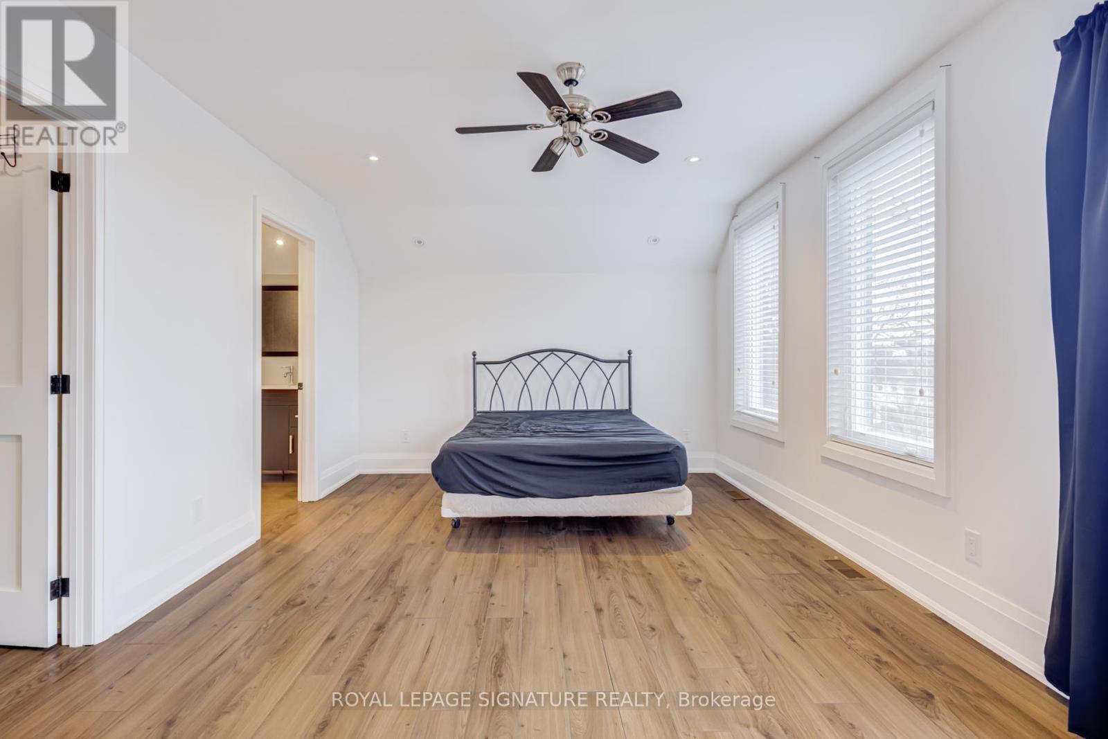 Upper 2 Levels - 14 Rotherham Avenue, Toronto, Ontario  M6M 1L8 - Photo 14 - W13000514